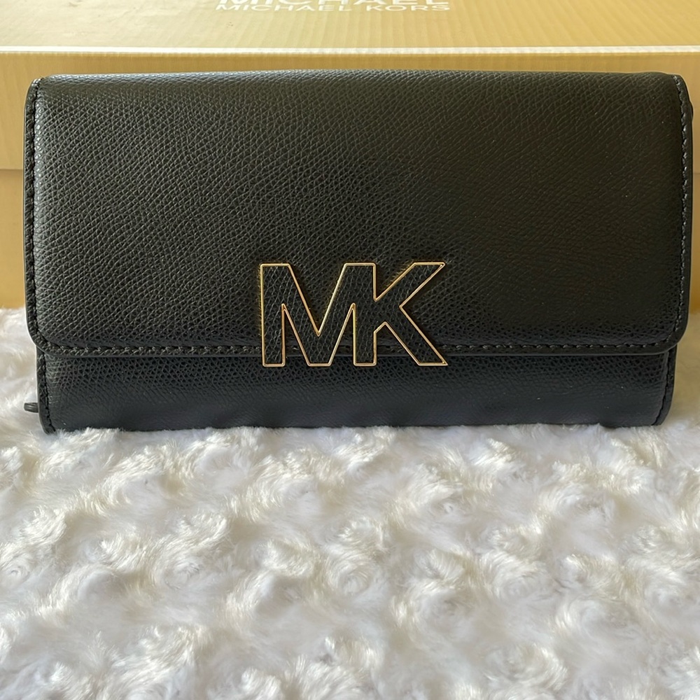 Michael Michael Kors Black Florence Large Billfold Leather Wallet Clutch